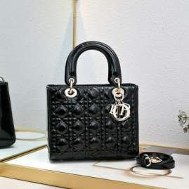 Picture of Dior Handbags _SKUfw239218073fw